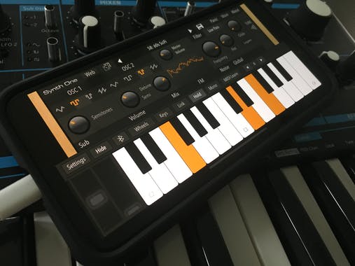 AudioKit Synth One